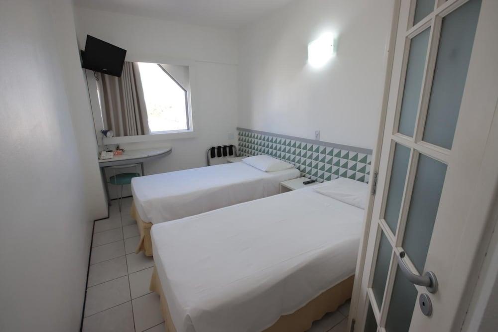 Ibis Budget Салвадор Екстериор снимка